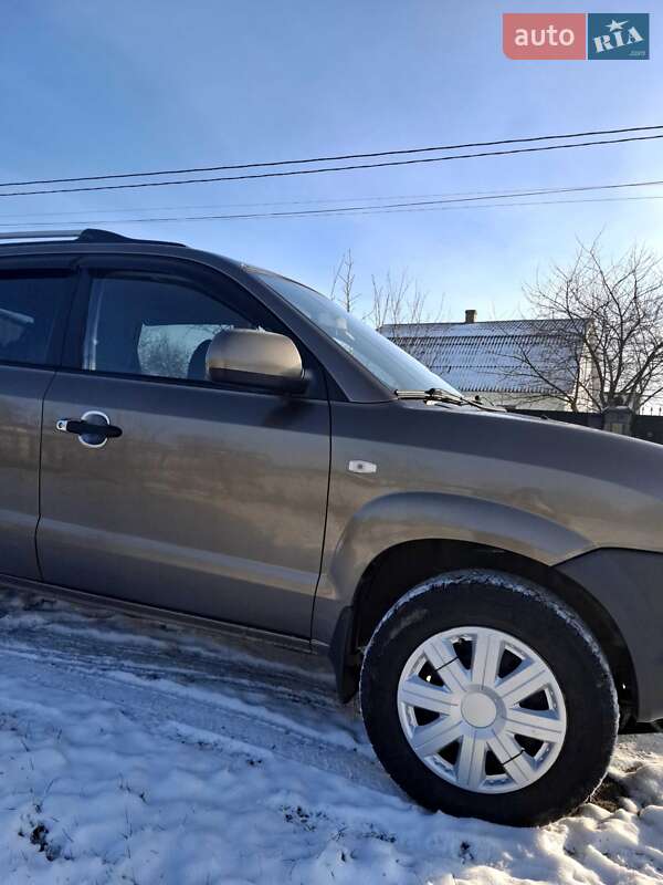 Внедорожник / Кроссовер Hyundai Tucson 2013 в Ровно