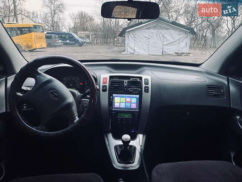 Позашляховик / Кросовер Hyundai Tucson 2008 в Павлограді