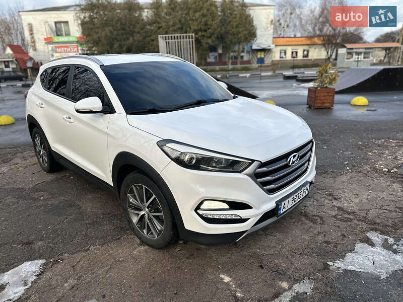 Позашляховик / Кросовер Hyundai Tucson 2016 в Чернігові