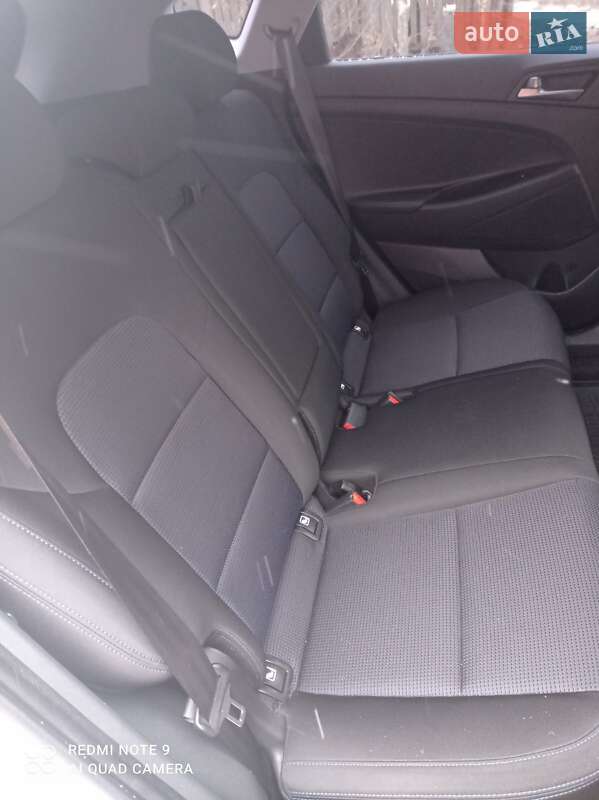 Позашляховик / Кросовер Hyundai Tucson 2017 в Харкові фото 7 Позашляховик / Кросовер Hyundai Tucson 2017 в Харкові