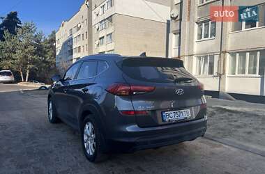 Позашляховик / Кросовер Hyundai Tucson 2018 в 