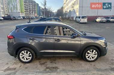 Позашляховик / Кросовер Hyundai Tucson 2018 в 