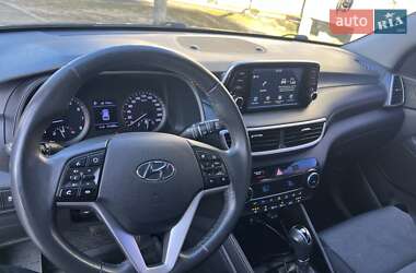 Позашляховик / Кросовер Hyundai Tucson 2018 в 