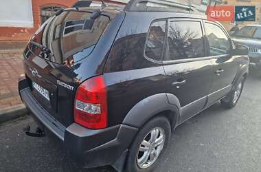 Внедорожник / Кроссовер Hyundai Tucson 2007 в 