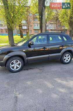 Позашляховик / Кросовер Hyundai Tucson 2009 в Кам'янському