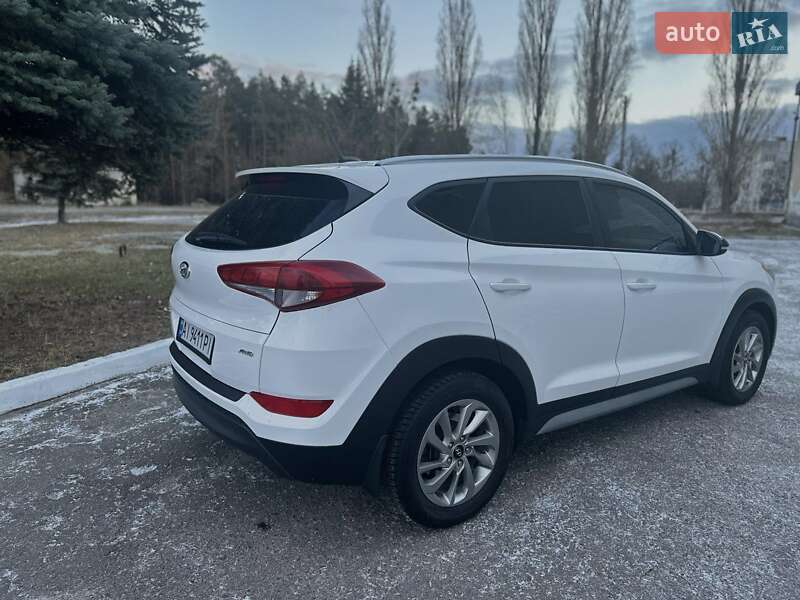 Позашляховик / Кросовер Hyundai Tucson 2017 в Києві