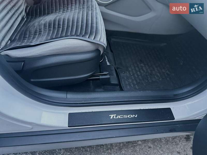Позашляховик / Кросовер Hyundai Tucson 2017 в Києві