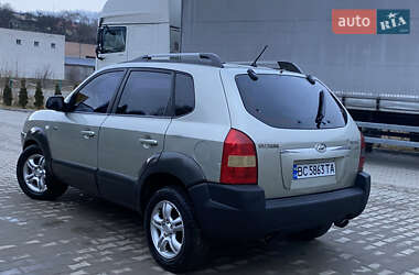 Позашляховик / Кросовер Hyundai Tucson 2007 в Львові