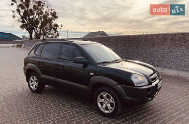 Позашляховик / Кросовер Hyundai Tucson 2009 в Житомирі