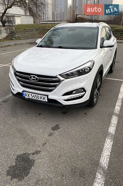 Позашляховик / Кросовер Hyundai Tucson 2017 в Києві