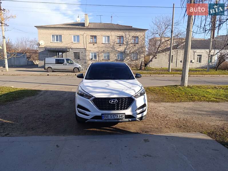 Позашляховик / Кросовер Hyundai Tucson 2017 в Вознесенську