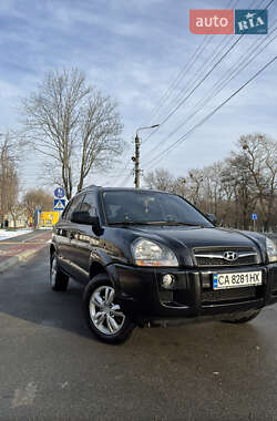 Позашляховик / Кросовер Hyundai Tucson 2009 в Києві