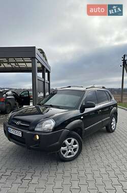 Внедорожник / Кроссовер Hyundai Tucson 2004 в Шумске