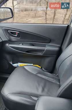 Внедорожник / Кроссовер Hyundai Tucson 2009 в 
