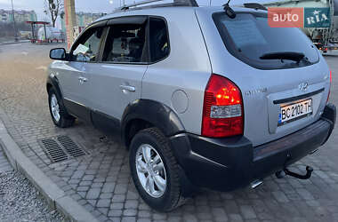 Внедорожник / Кроссовер Hyundai Tucson 2009 в 