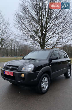 Позашляховик / Кросовер Hyundai Tucson 2006 в Рівному