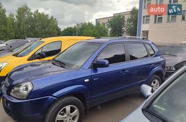 Внедорожник / Кроссовер Hyundai Tucson 2006 в 