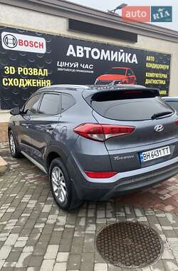 Внедорожник / Кроссовер Hyundai Tucson 2018 в 
