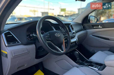 Внедорожник / Кроссовер Hyundai Tucson 2018 в 