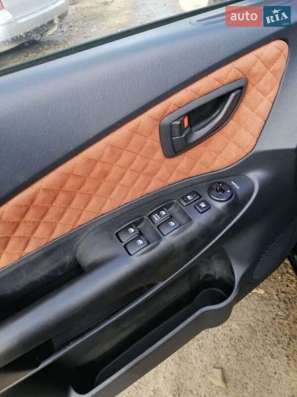 Позашляховик / Кросовер Hyundai Tucson 2007 в Гайсину