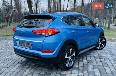 Внедорожник / Кроссовер Hyundai Tucson 2017 в Киеве