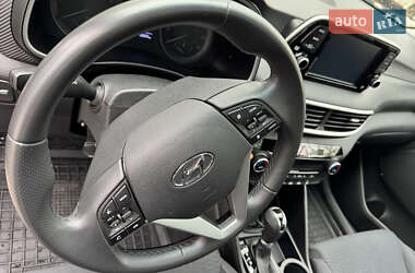 Внедорожник / Кроссовер Hyundai Tucson 2019 в 