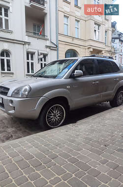 Позашляховик / Кросовер Hyundai Tucson 2006 в Луцьку