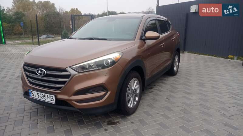 Внедорожник / Кроссовер Hyundai Tucson 2016 в Полтаве