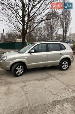 Позашляховик / Кросовер Hyundai Tucson 2007 в Києві