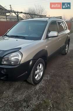 Внедорожник / Кроссовер Hyundai Tucson 2005 в Черновцах