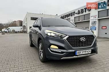 Внедорожник / Кроссовер Hyundai Tucson 2017 в 
