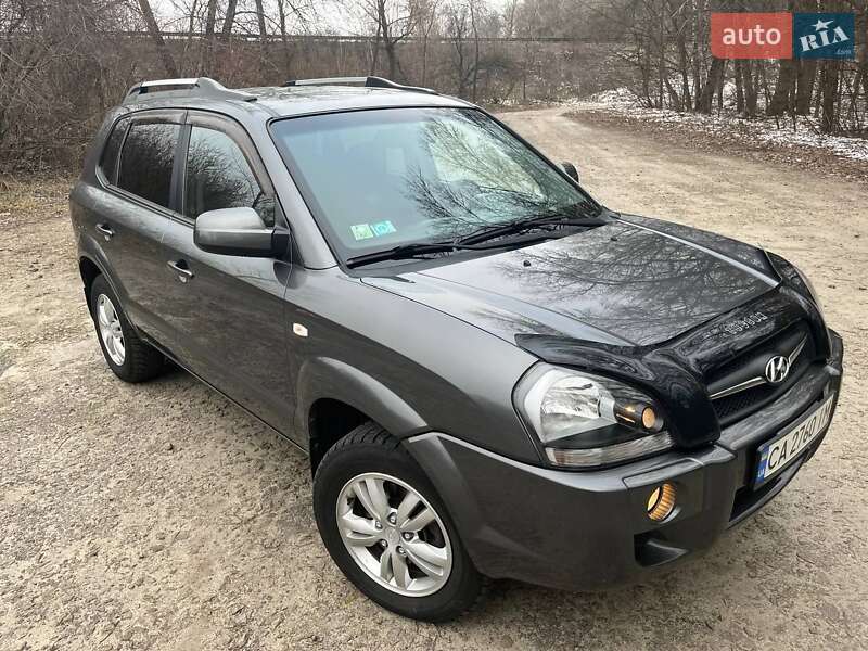 Позашляховик / Кросовер Hyundai Tucson 2009 в Переяславі