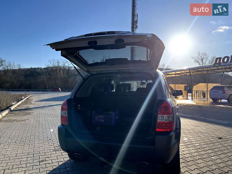 Внедорожник / Кроссовер Hyundai Tucson 2006 в Черновцах фото 15 Внедорожник / Кроссовер Hyundai Tucson 2006 в Черновцах