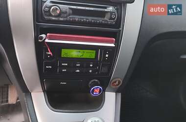Внедорожник / Кроссовер Hyundai Tucson 2007 в 