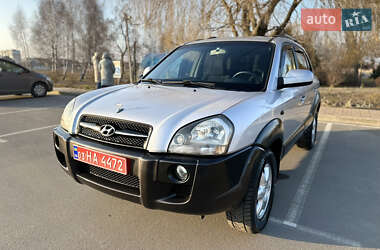 Позашляховик / Кросовер Hyundai Tucson 2006 в Здолбуніві