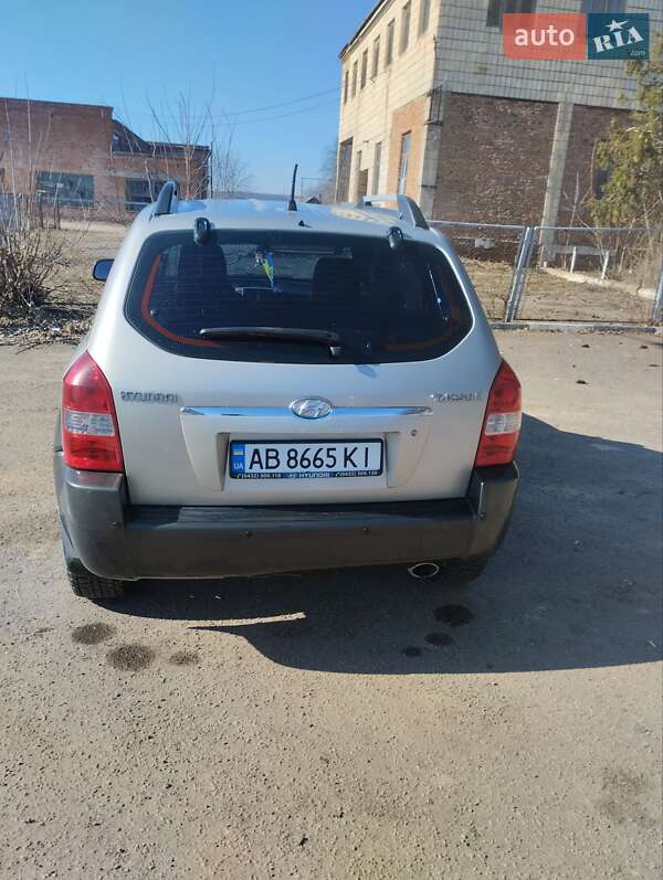 Позашляховик / Кросовер Hyundai Tucson 2007 в Шаргороді