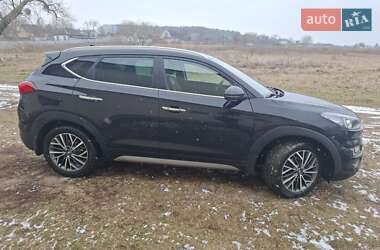 Внедорожник / Кроссовер Hyundai Tucson 2019 в 