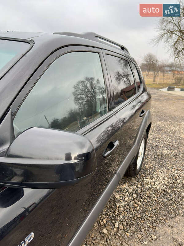 Позашляховик / Кросовер Hyundai Tucson 2008 в Рожнові