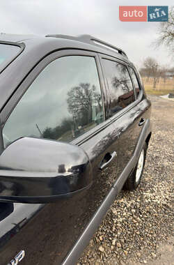 Внедорожник / Кроссовер Hyundai Tucson 2008 в 