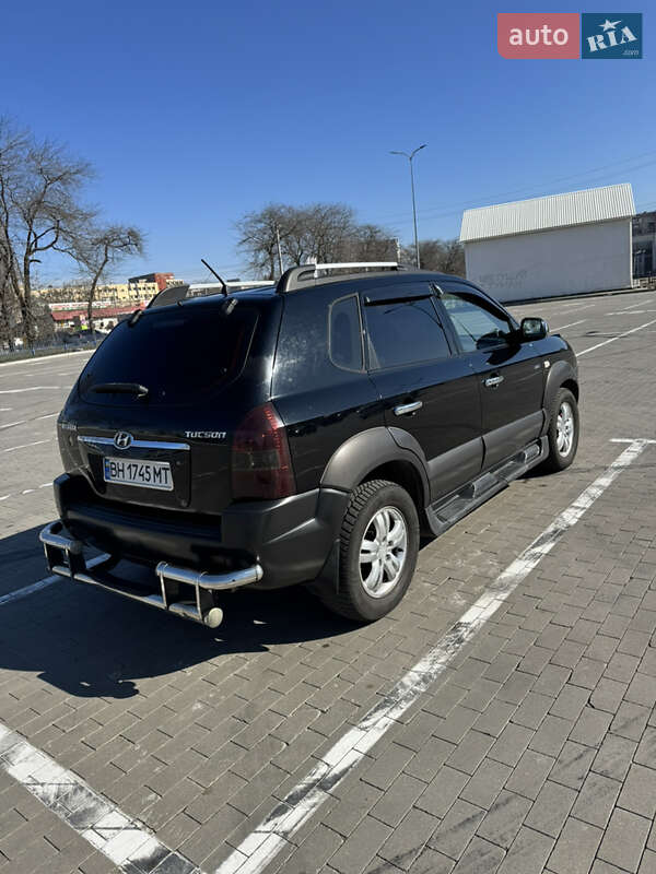 Позашляховик / Кросовер Hyundai Tucson 2006 в Одесі фото 4 Позашляховик / Кросовер Hyundai Tucson 2006 в Одесі