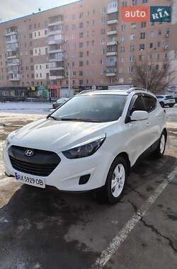 Позашляховик / Кросовер Hyundai Tucson 2010 в Харкові