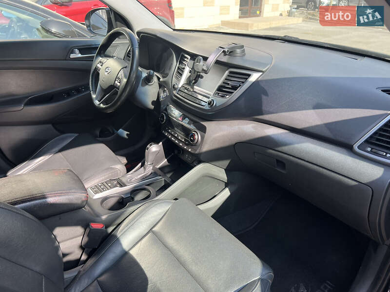 Позашляховик / Кросовер Hyundai Tucson 2017 в Києві