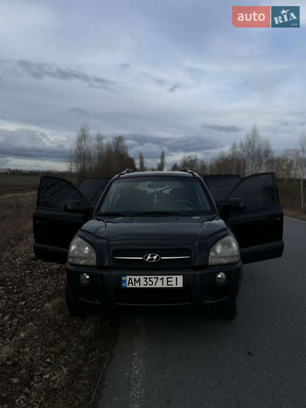 Позашляховик / Кросовер Hyundai Tucson 2007 в Пулинах