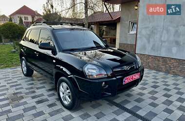Внедорожник / Кроссовер Hyundai Tucson 2008 в 