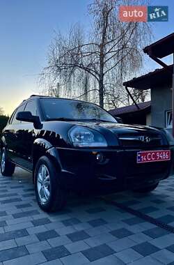 Внедорожник / Кроссовер Hyundai Tucson 2008 в 