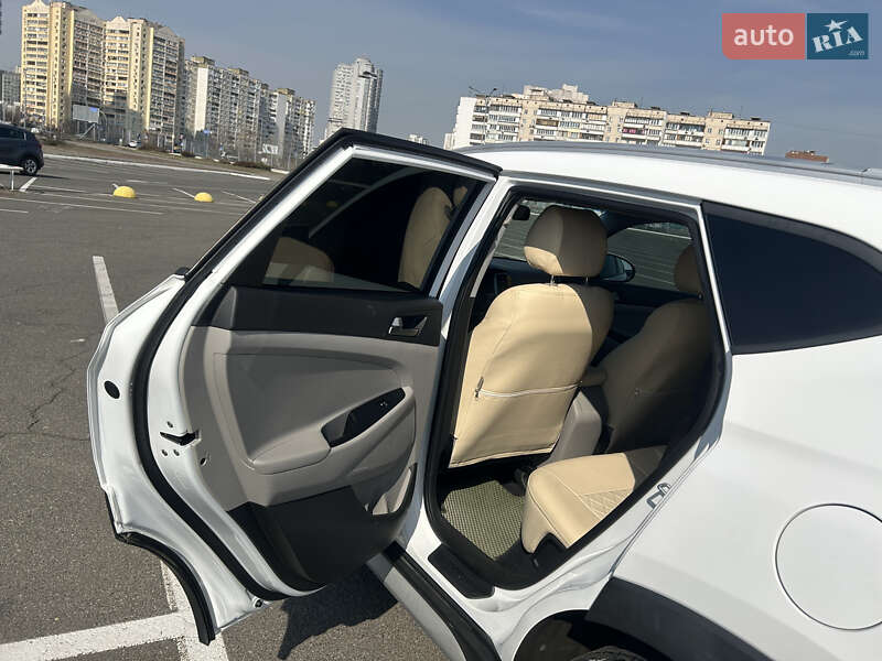 Позашляховик / Кросовер Hyundai Tucson 2018 в Києві
