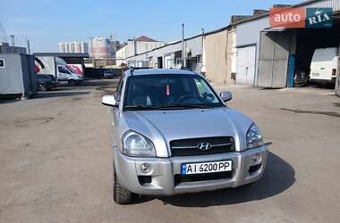 Внедорожник / Кроссовер Hyundai Tucson 2005 в 