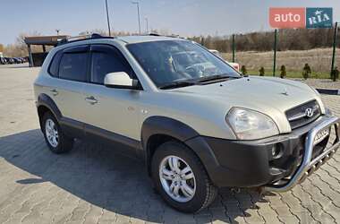 Внедорожник / Кроссовер Hyundai Tucson 2007 в 