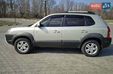 Внедорожник / Кроссовер Hyundai Tucson 2007 в 