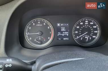 Внедорожник / Кроссовер Hyundai Tucson 2015 в 